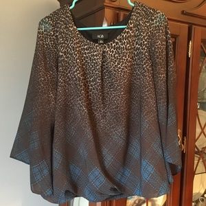 NWOT AGB SHIRT SIZE LARGE